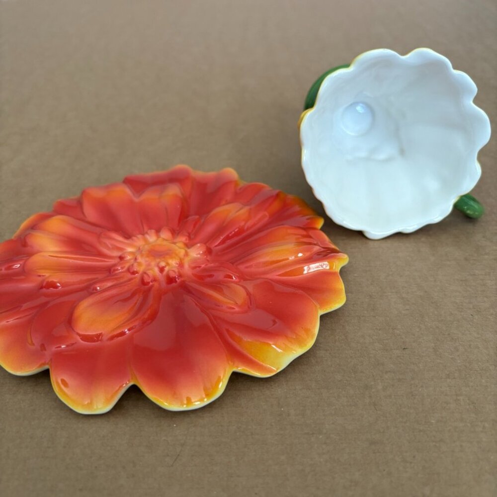 Flower Shaped Teacup & Saucer Red Orange Floral Ceramic - Picture 7 of 11